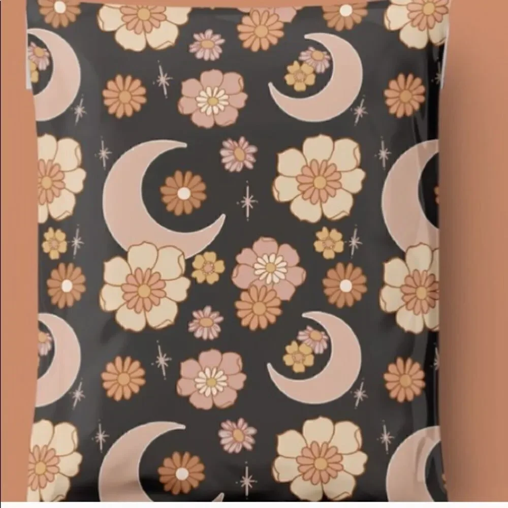 Poly mailers